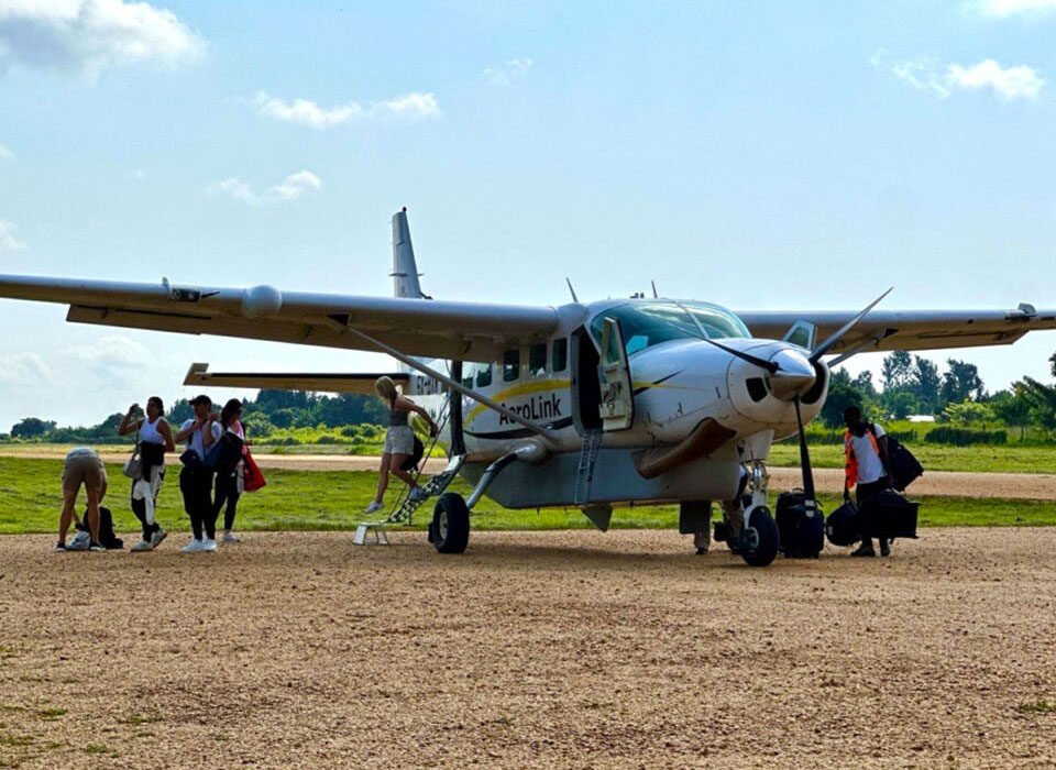 booking-a-fly-in-safari-in-uganda